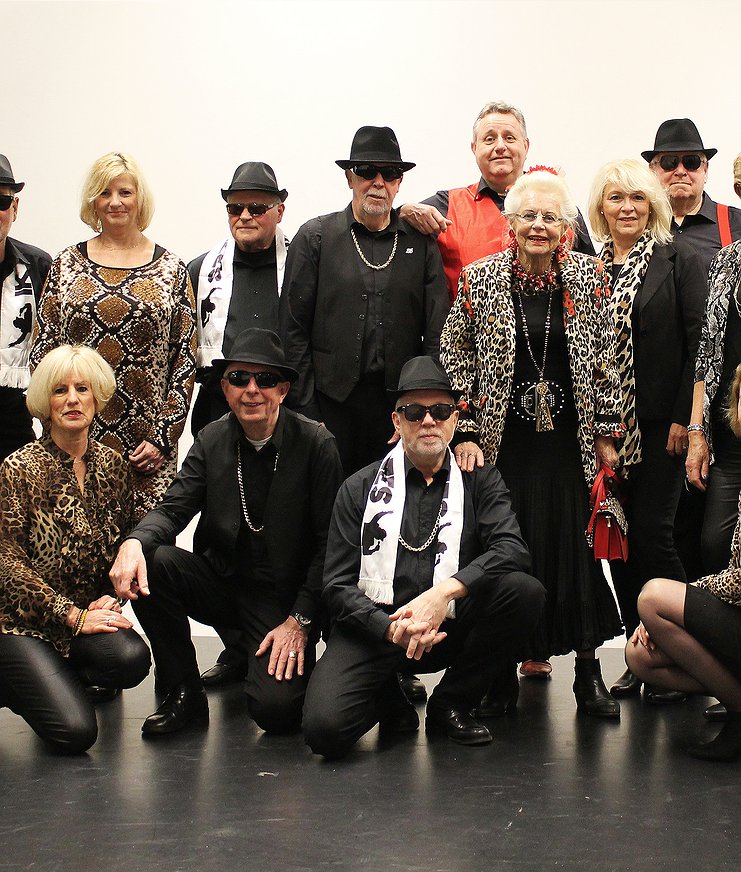 Bijbehorende foto voor activiteit Zanggroep Rondje Hazes